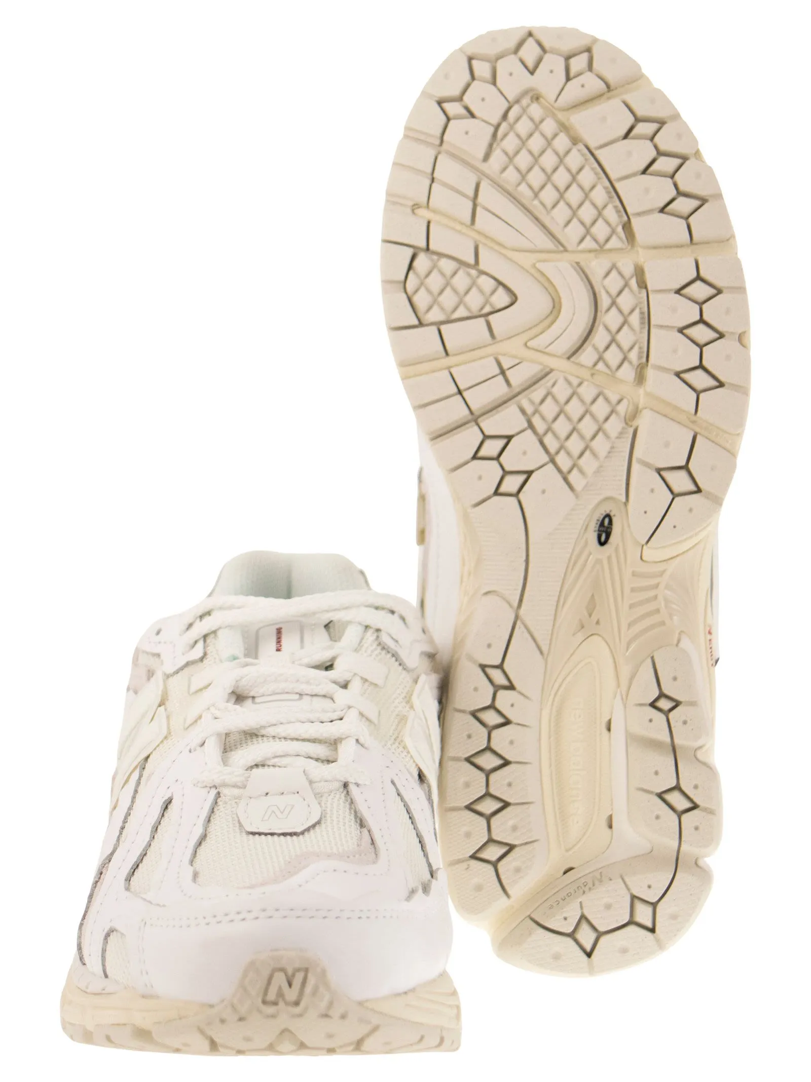 1906R – Sneakers