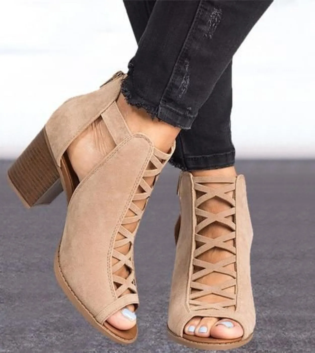 2022 New Summer Fashion Flip Flop Platform Sandali da spiaggia allaperto Scarpe con zeppe per donne eleganti Tacchi alti Bocca
