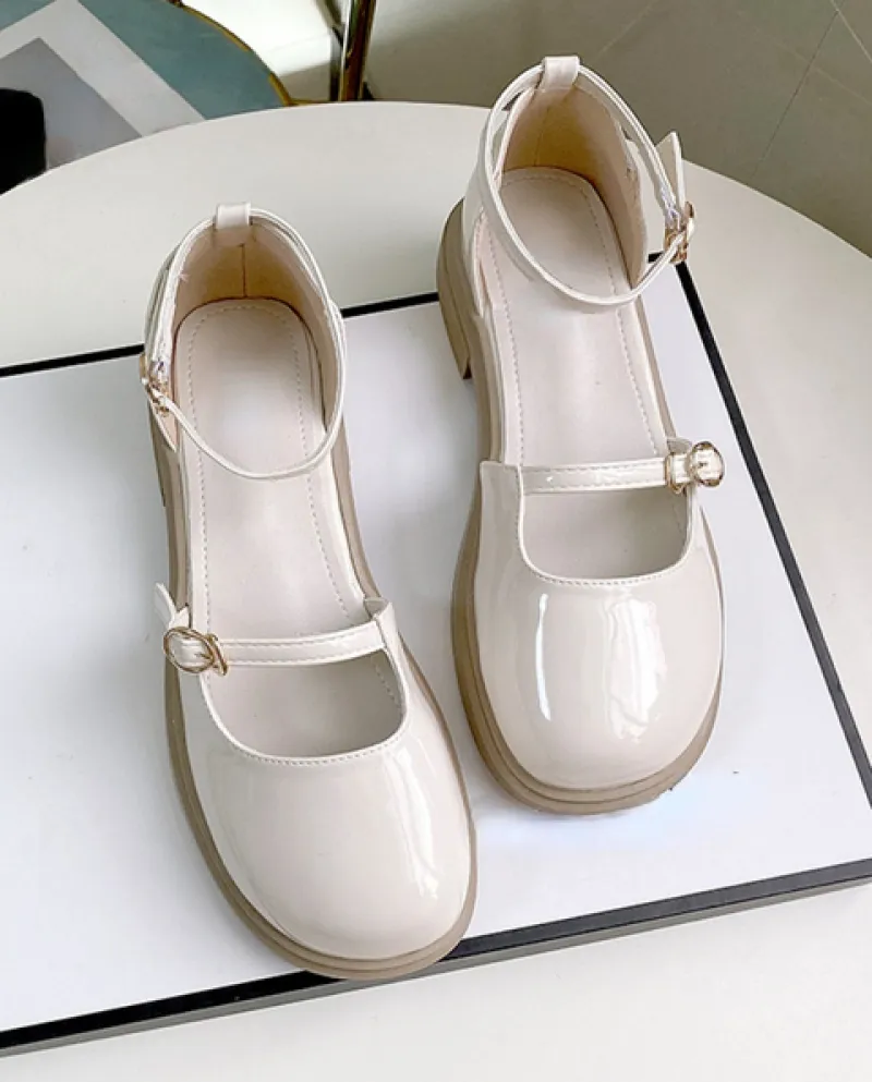 2022 Scarpe estive con fibbia piatta Moda francese Sandalo nero vintage da donna Scarpe casual eleganti antiscivolo da donna Sli