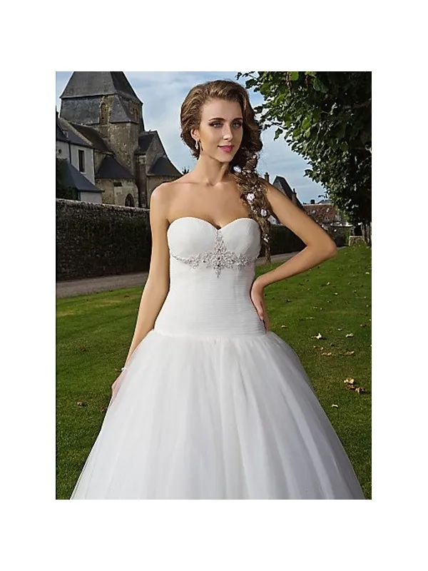 Abito da sposa bustier a vita bassa con gonna morbida in tulle