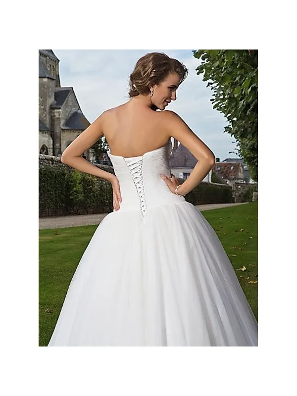 Abito da sposa bustier a vita bassa con gonna morbida in tulle