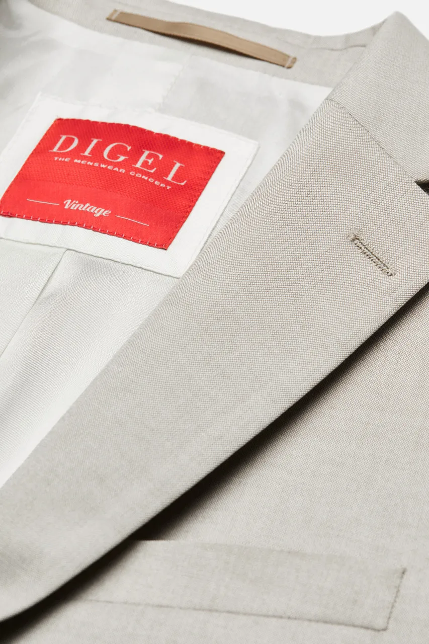 Abito elegante beige digel slim fit con gilet e papillon