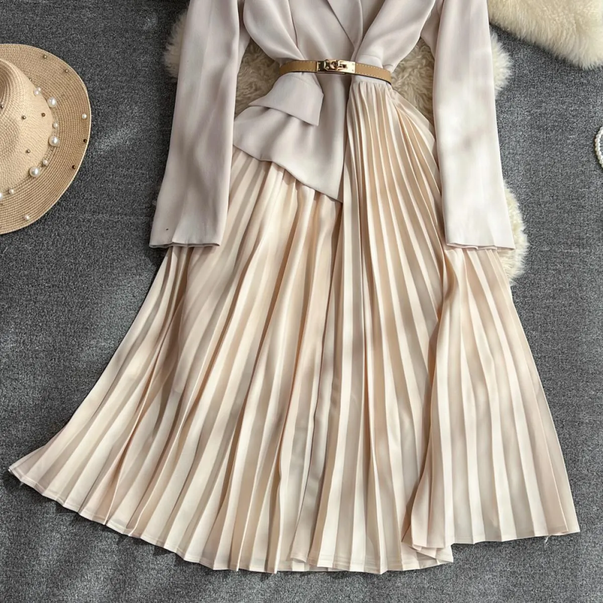 Autunno elegante abbigliamento da ufficio bianco per donna gonna a pieghe con cintura cuciture dentellate femminile manica lunga