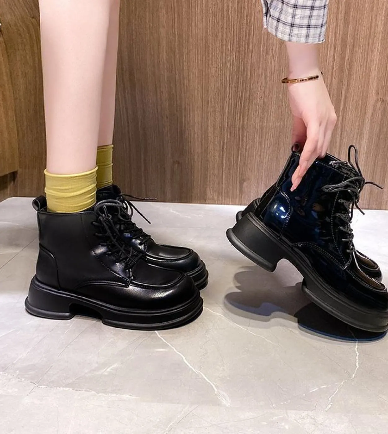 Autunno nero stringate scarpe da donna scarpe con plateau per stivali da donna spedizione gratuita stivali sportivi di lusso da