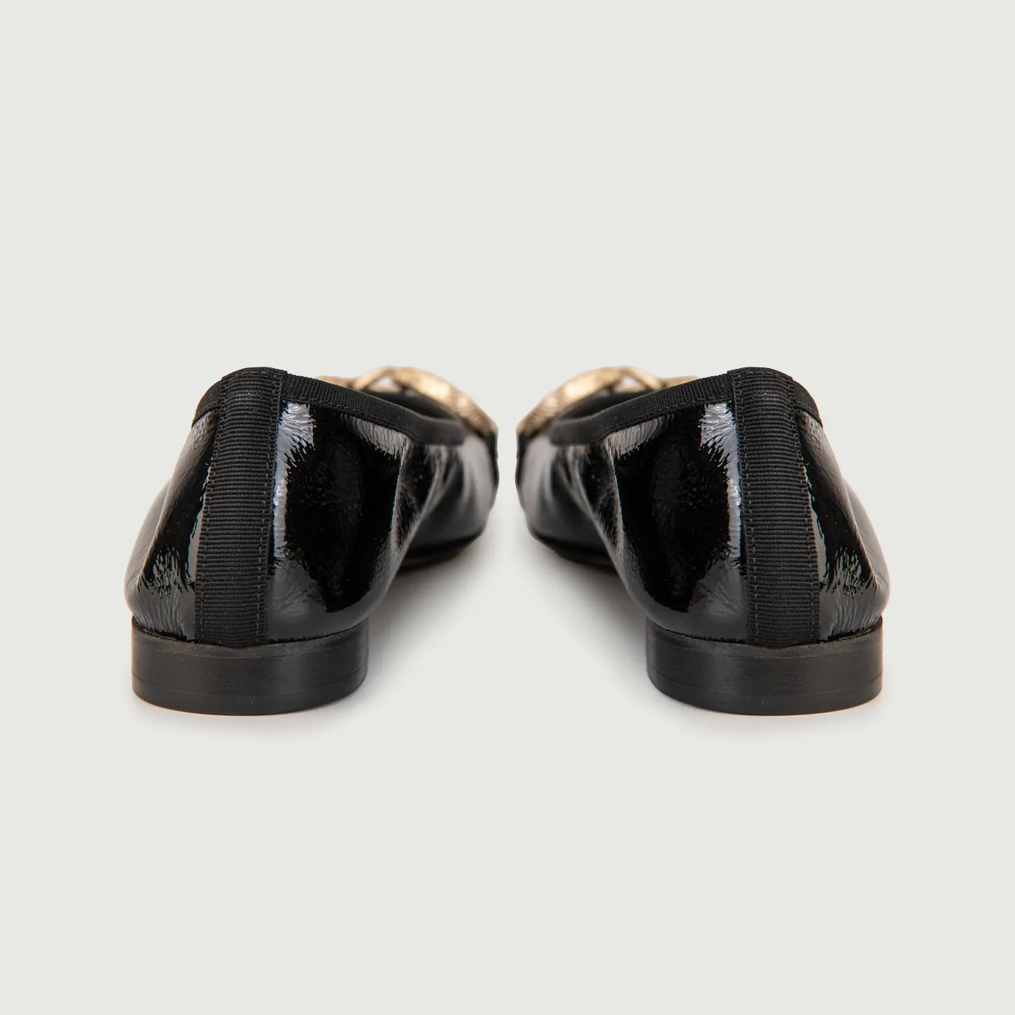 BALLERINE IN NAPLAK NERO CON DETTAGLIO IN METALLO