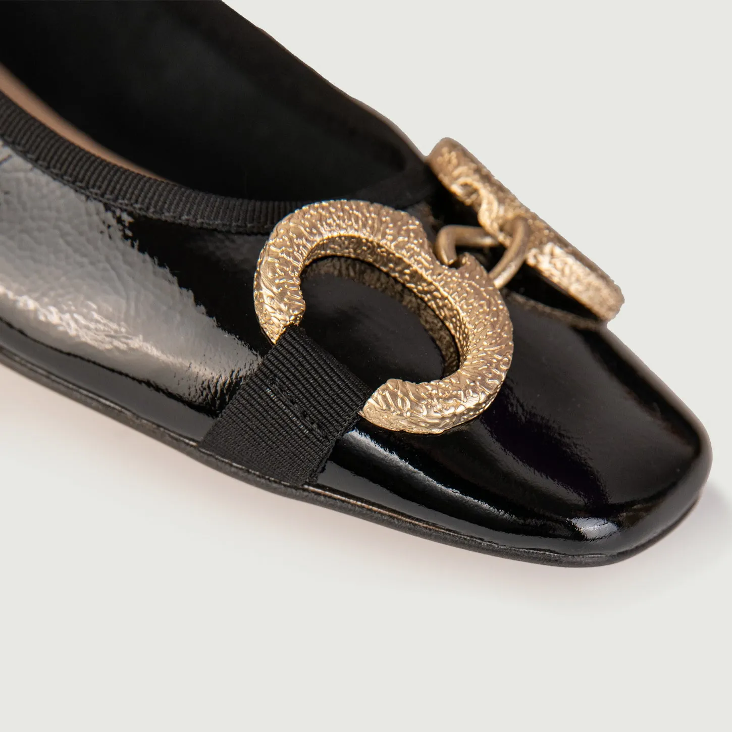 BALLERINE IN NAPLAK NERO CON DETTAGLIO IN METALLO