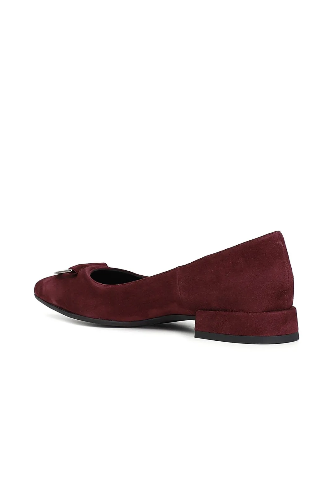 ballerine in pelle scamosciata dalla forma sfilata