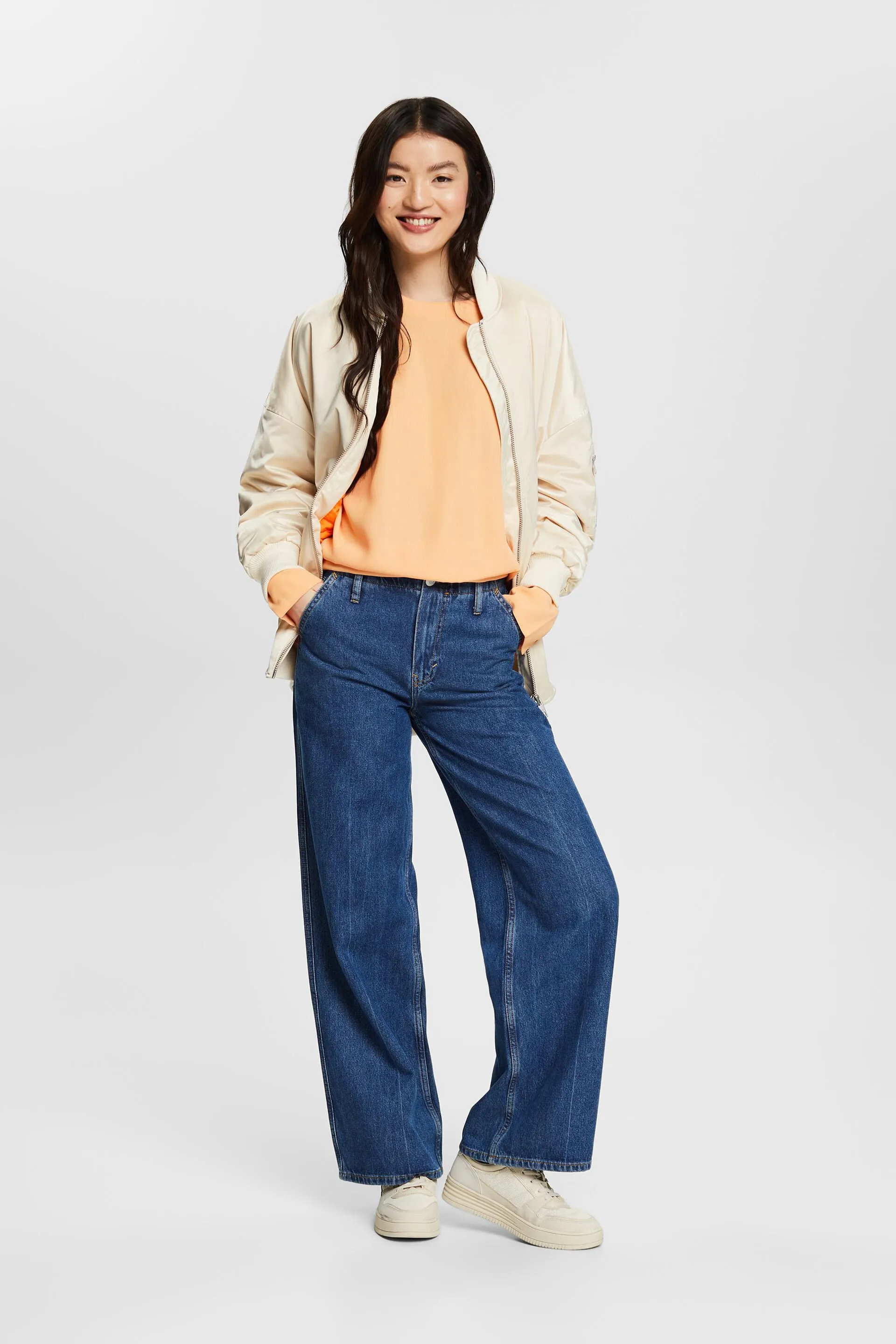 Blusa in crêpe a maniche lunghe