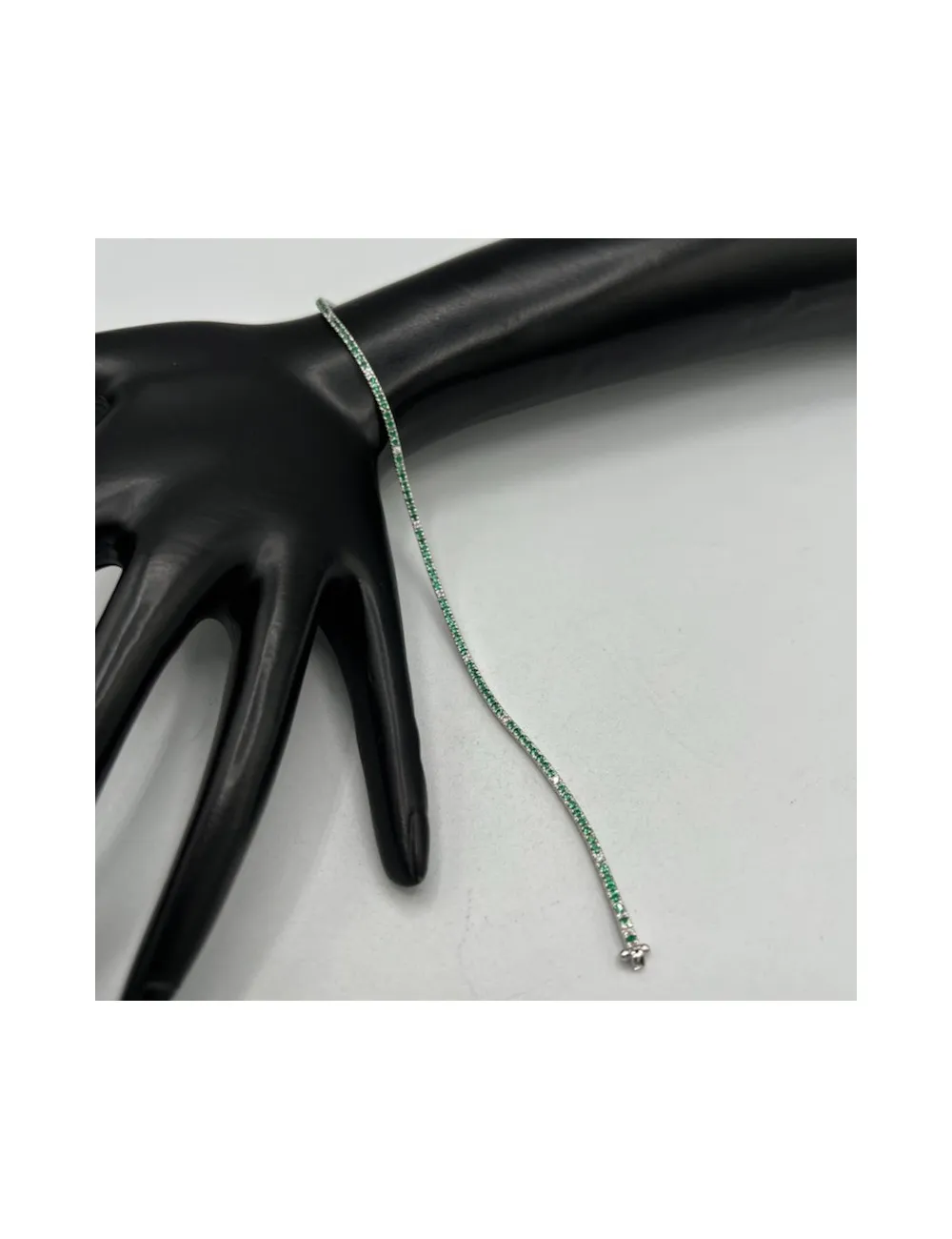 Bracciale Tennis con Smeraldi e Diamanti