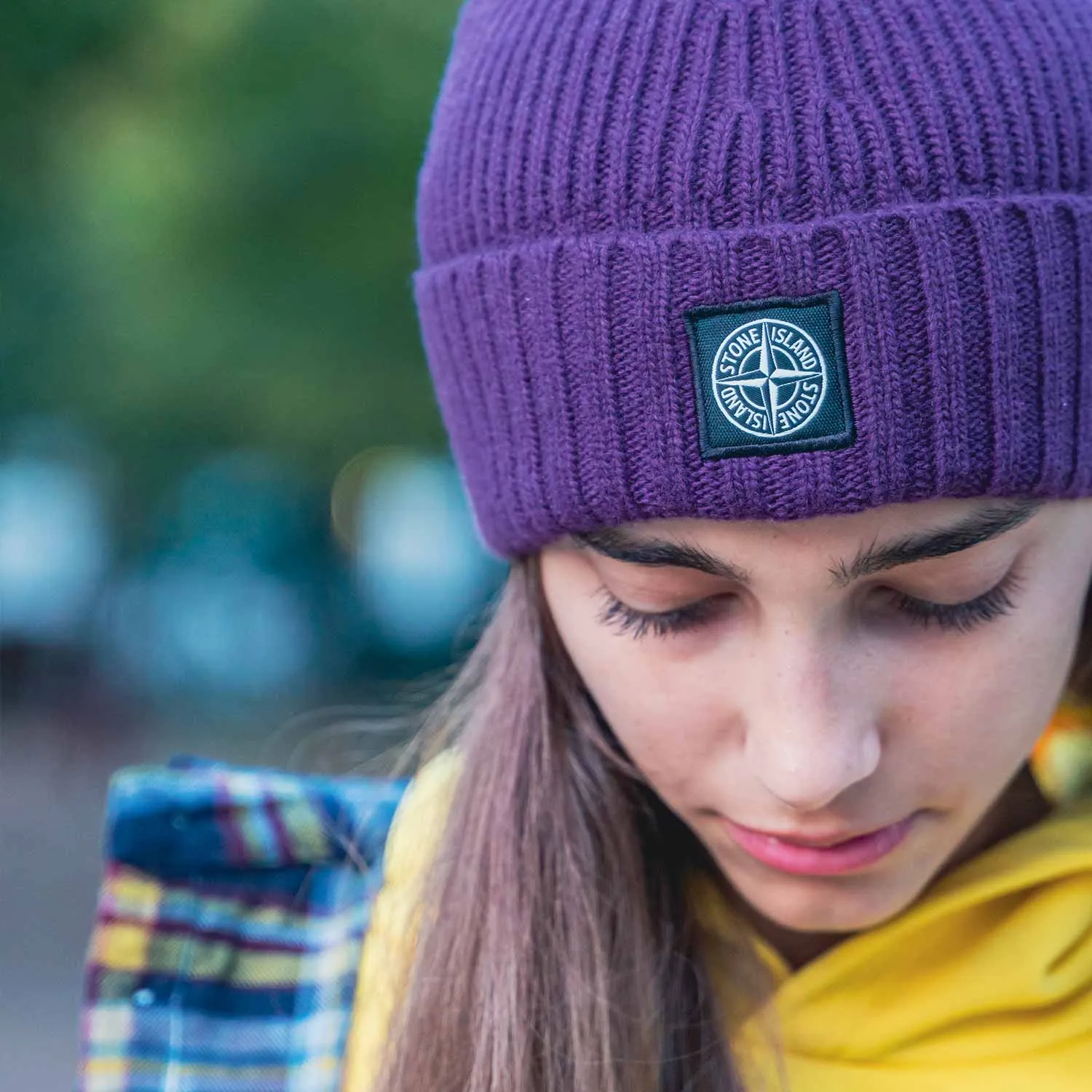 Cappello Di Lana Viola A Coste