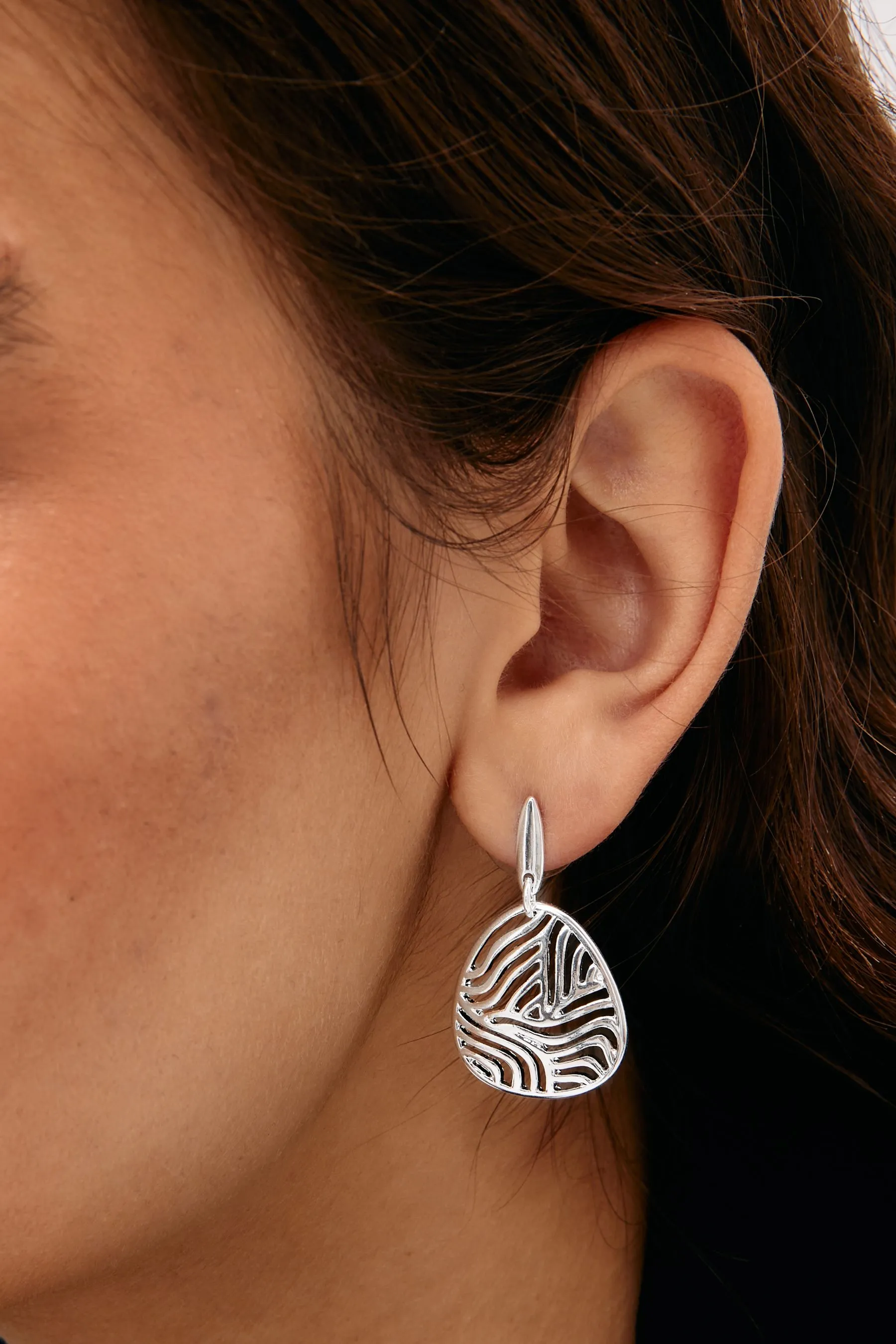 Colore argento  - Orecchini con cut-out