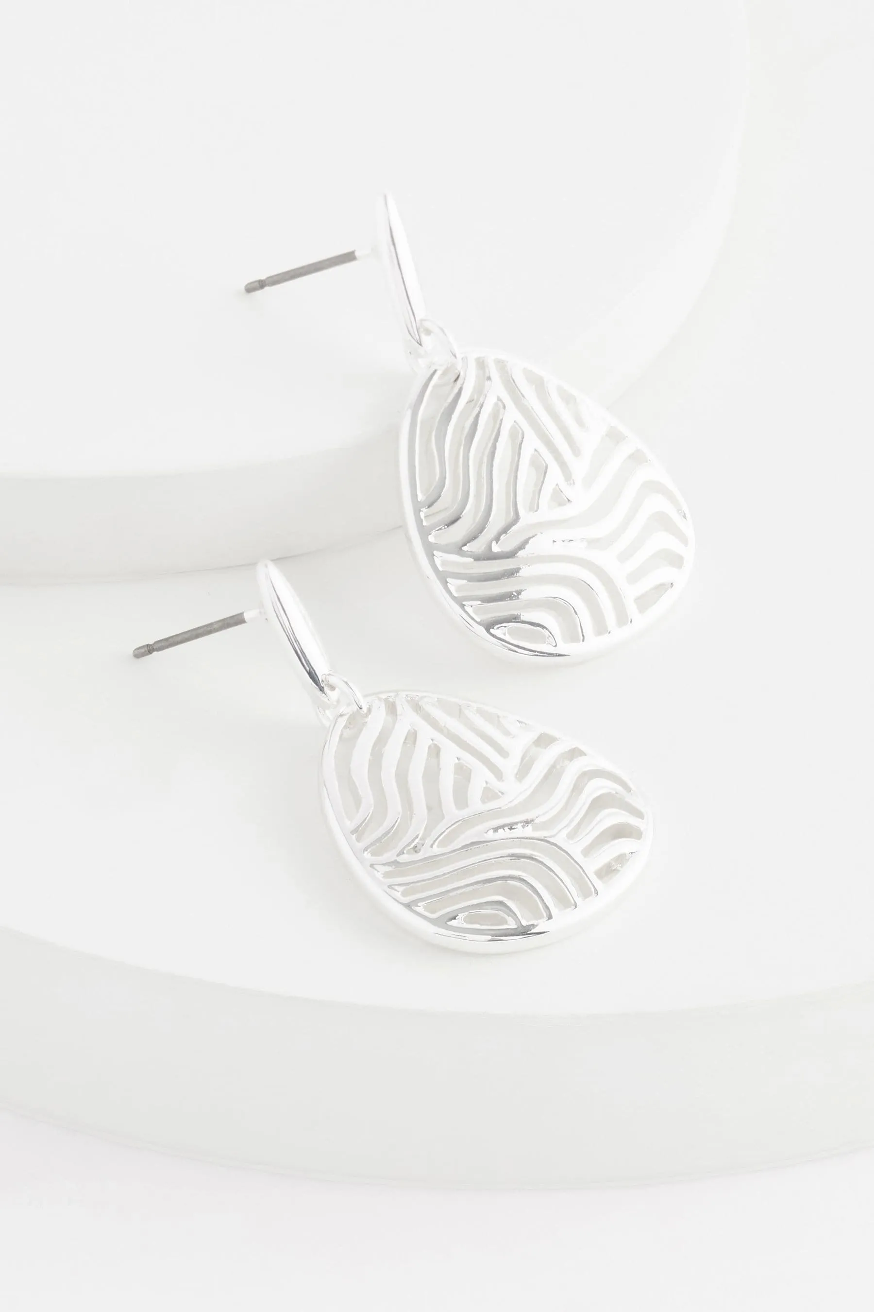 Colore argento  - Orecchini con cut-out