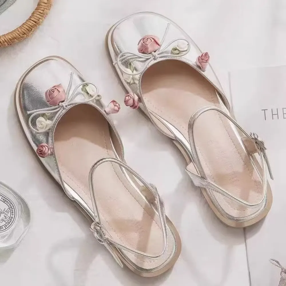 Design di nicchia, scarpe basse e gonna versatili, bellissimi sandali alla moda francesi con punta argentata in stile fata