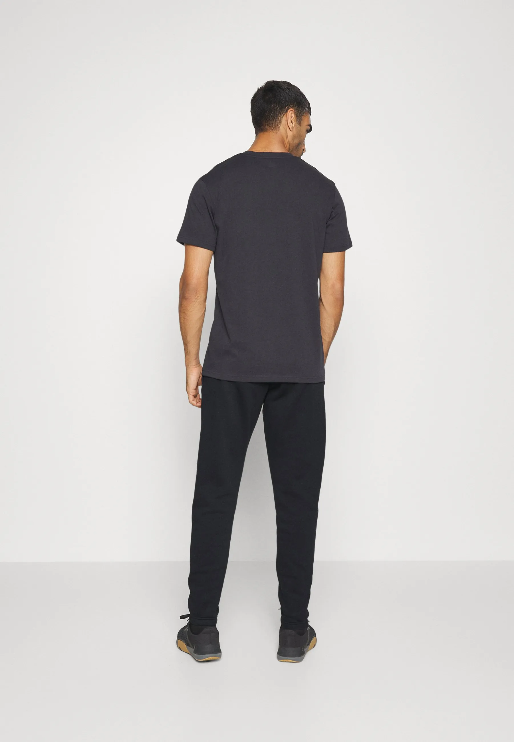 ESSENTIAL JOGGER - Pantaloni sportivi