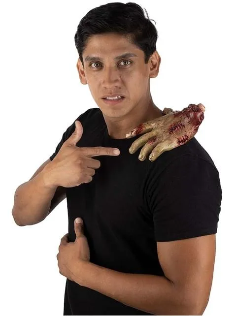 Figura a forma di mano insanguinata per Halloween