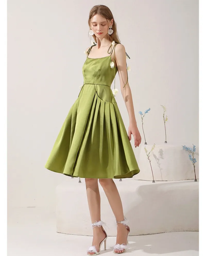 Gonna con reggicalze Abito verde oliva con taschino in vita in pizzo camelia con design a nicchia estiva