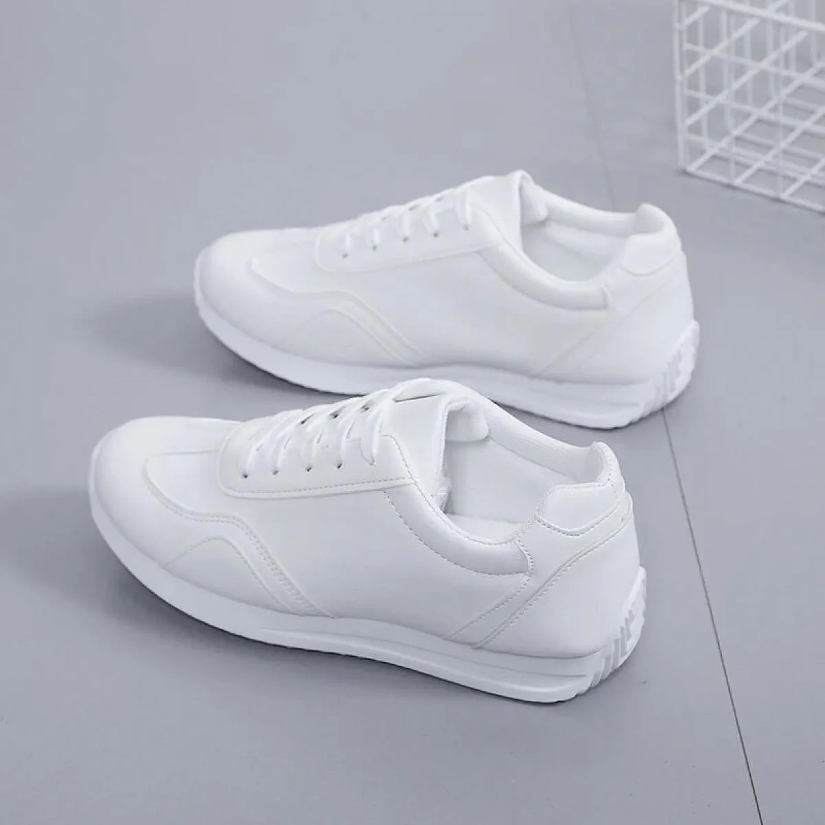 Greyder Scarpe casual da uomo in vera pelle nera eleganti e comode con design con lacci e tacco corto