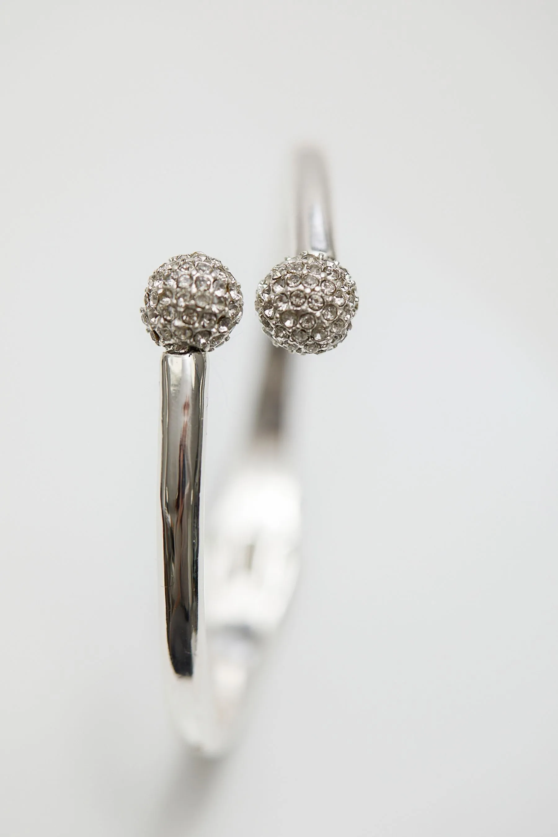 Jon Richard - Bracciale rigido con sfera di cristallo