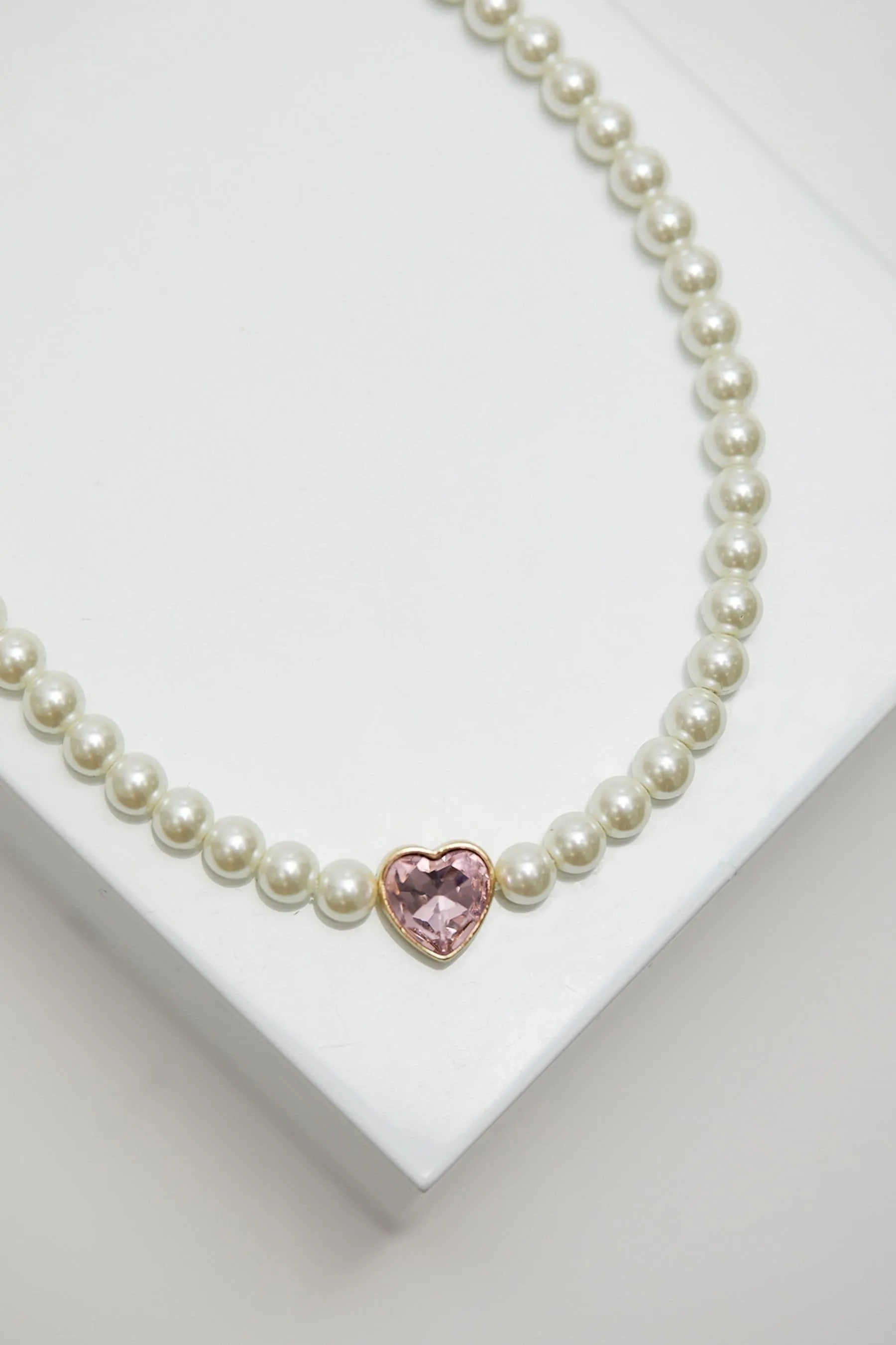Lipsy Jewellery - Collana in confezione regalo con collarino e cuore di perle