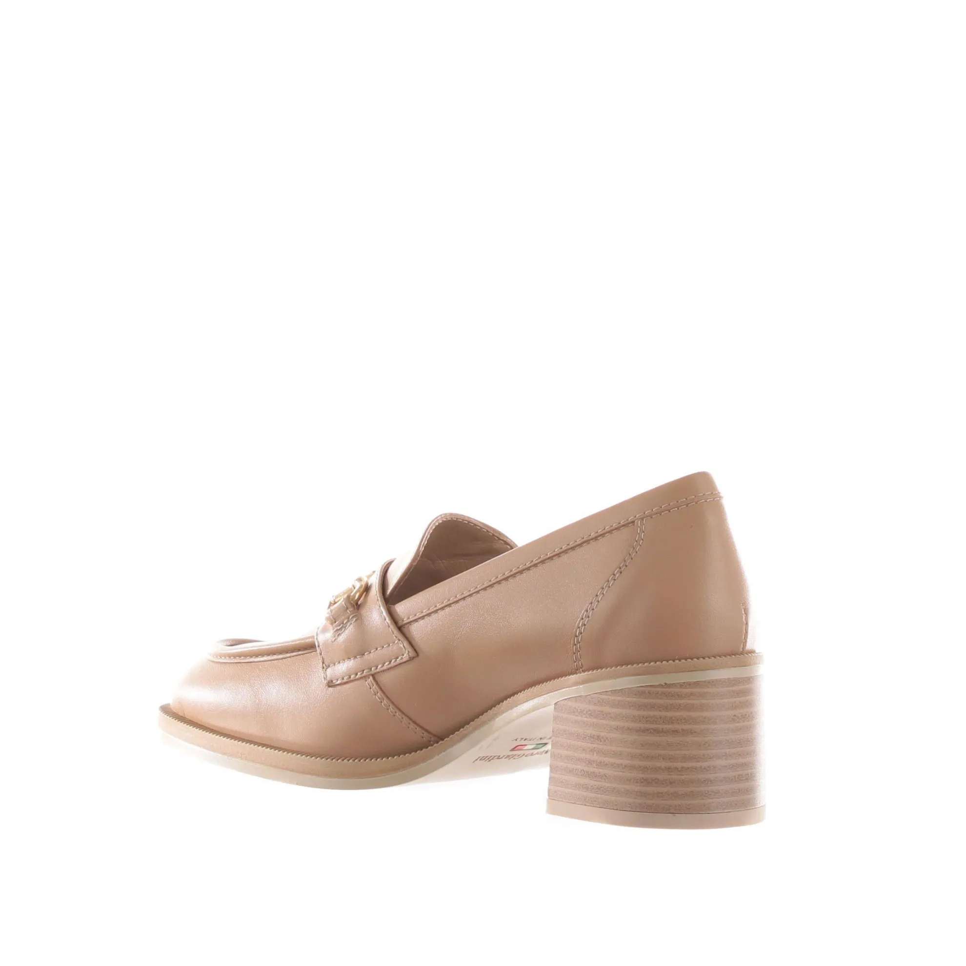 Mocassino con tacco in pelle