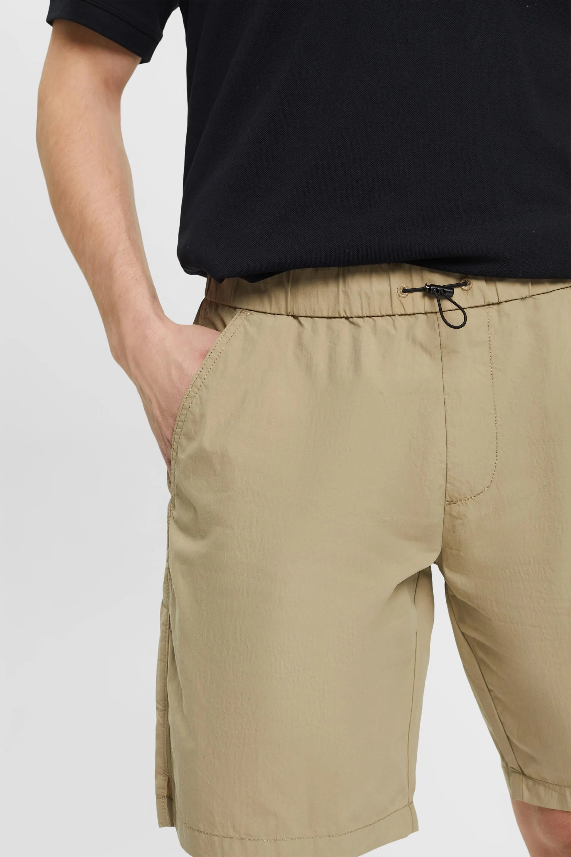 Pantaloncini leggeri lavati