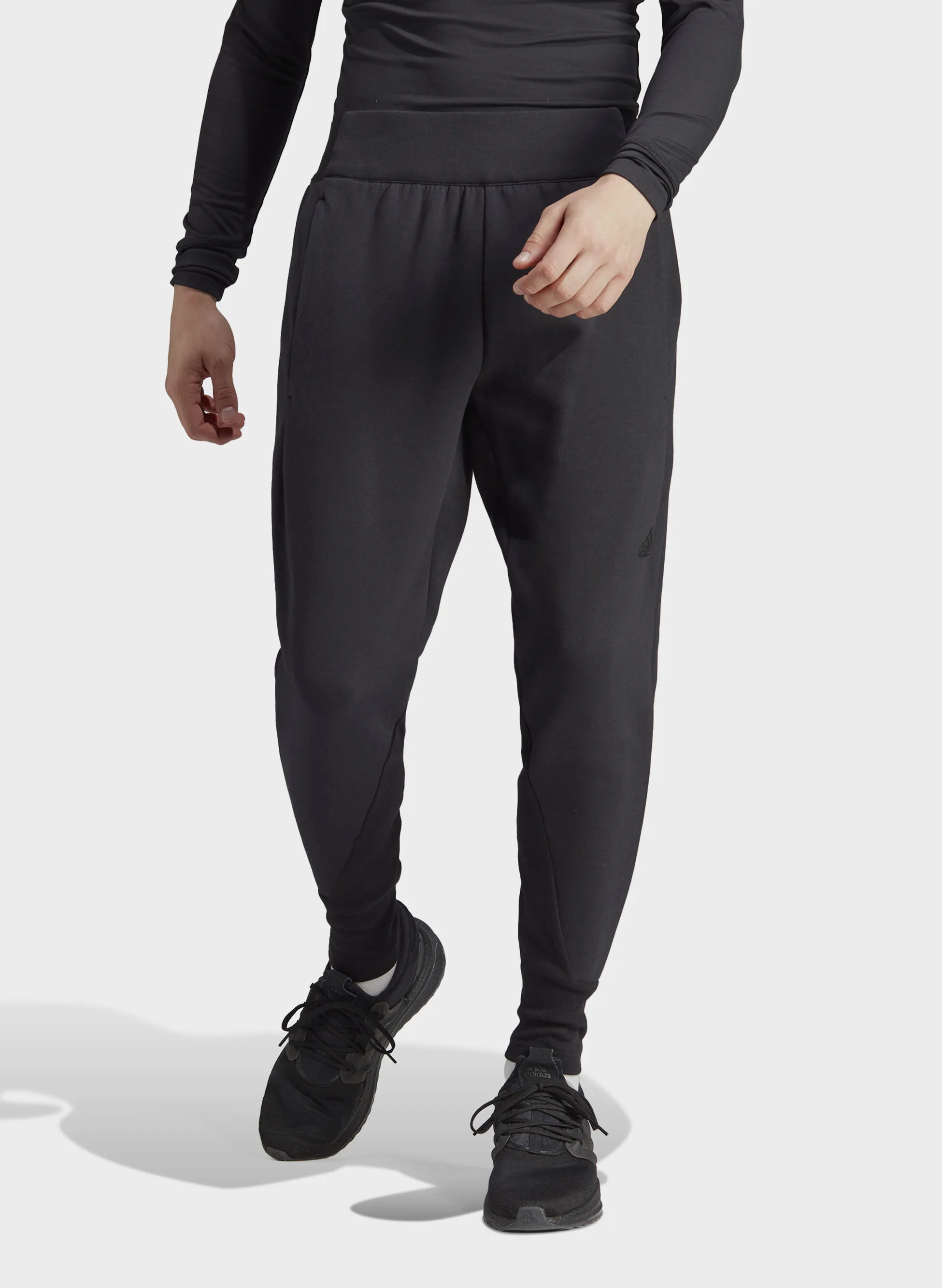 pantalone jogger zne