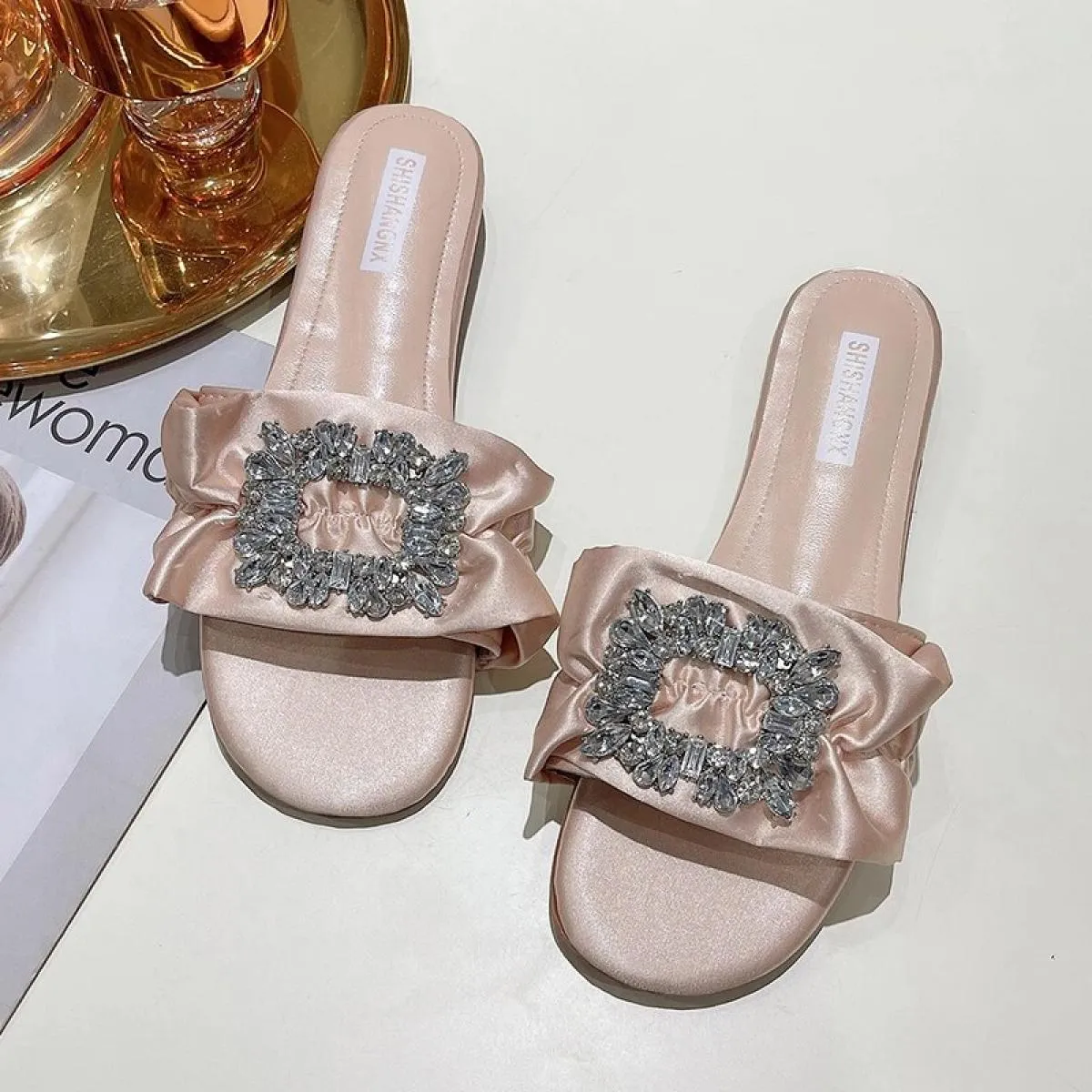 Pantofole da donna Estate Strass Sandali piatti eleganti antirughe Moda femminile Scarpe da spiaggia all'aperto Scivoli Chanclas