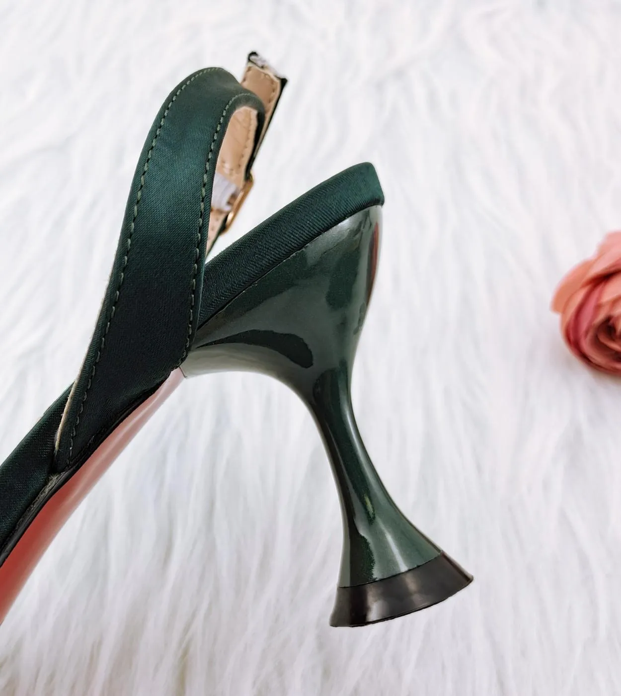 Qsgfc New Green Flash Diamond Decoration Eleganti e intellettuali Squisite scarpe da donna per banchetti e borsa