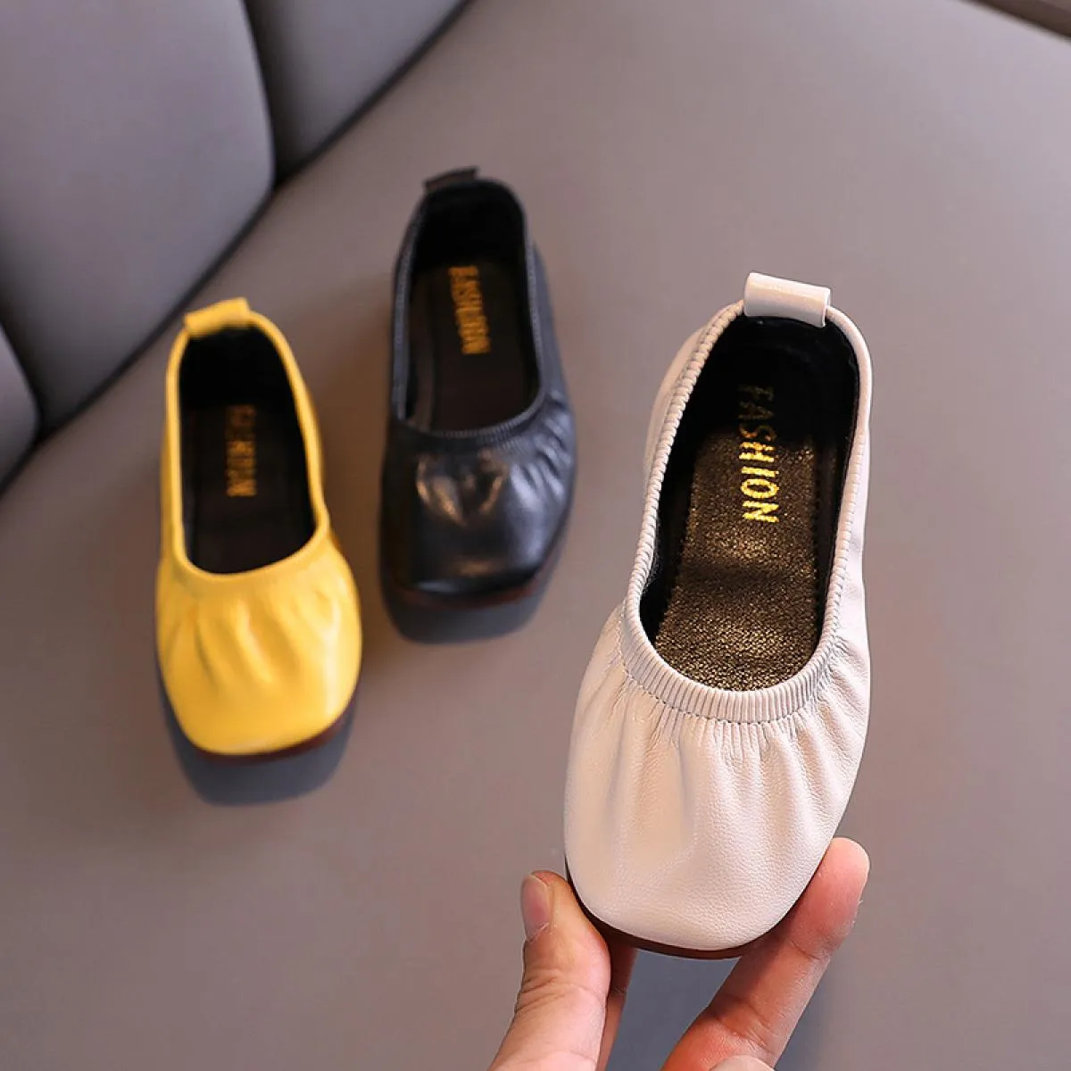 Scarpe basse da principessa per ragazze Scarpe eleganti in morbida pelle traspirante per feste Balletto Danza Slipon Copriscarpe