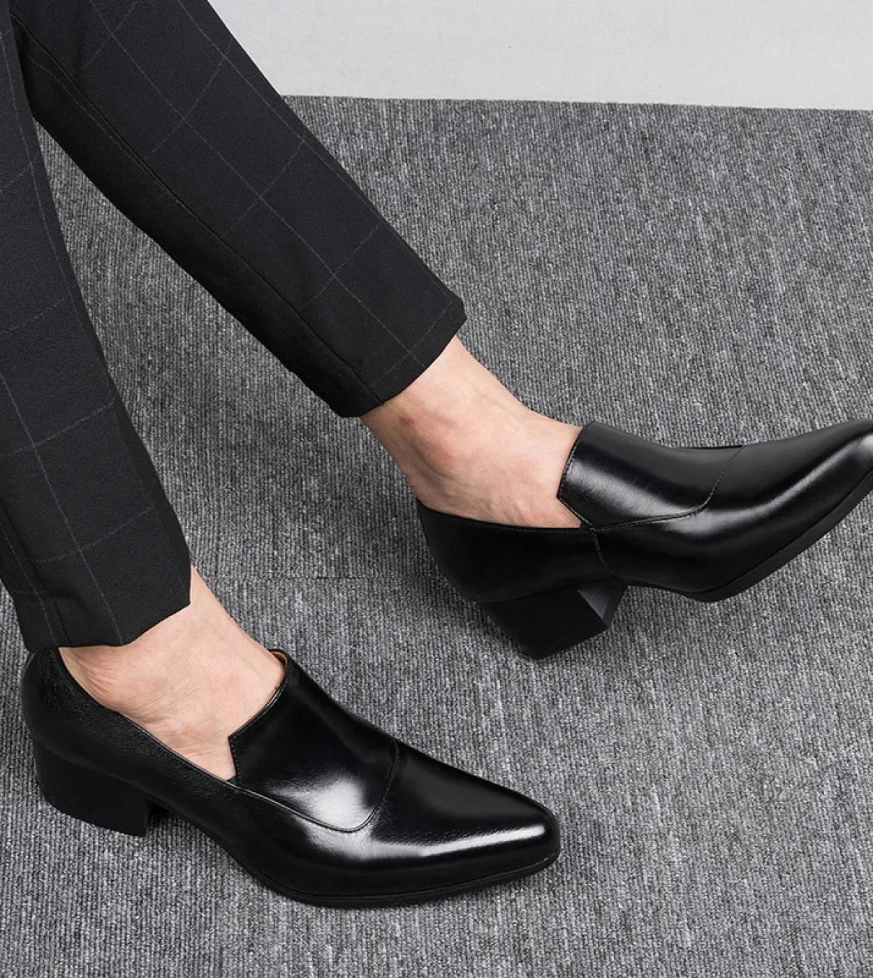 Scarpe eleganti da uomo con tacco alto 5 cm Scarpe eleganti da uomo di lusso in vera pelle di mucca Slip On 2022 Moda uomo Scarp