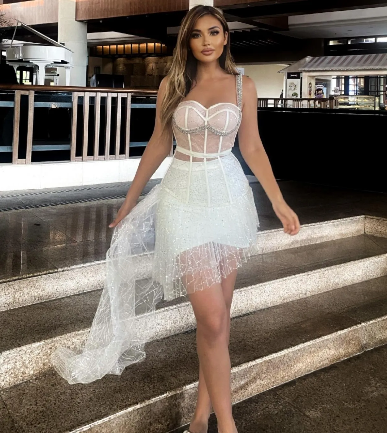 Summer White Diamond Embedded Two Piece Set Women Strap Lace Mesh Paillettes Top  Mini gonna drappeggiata Nightclub Party Out