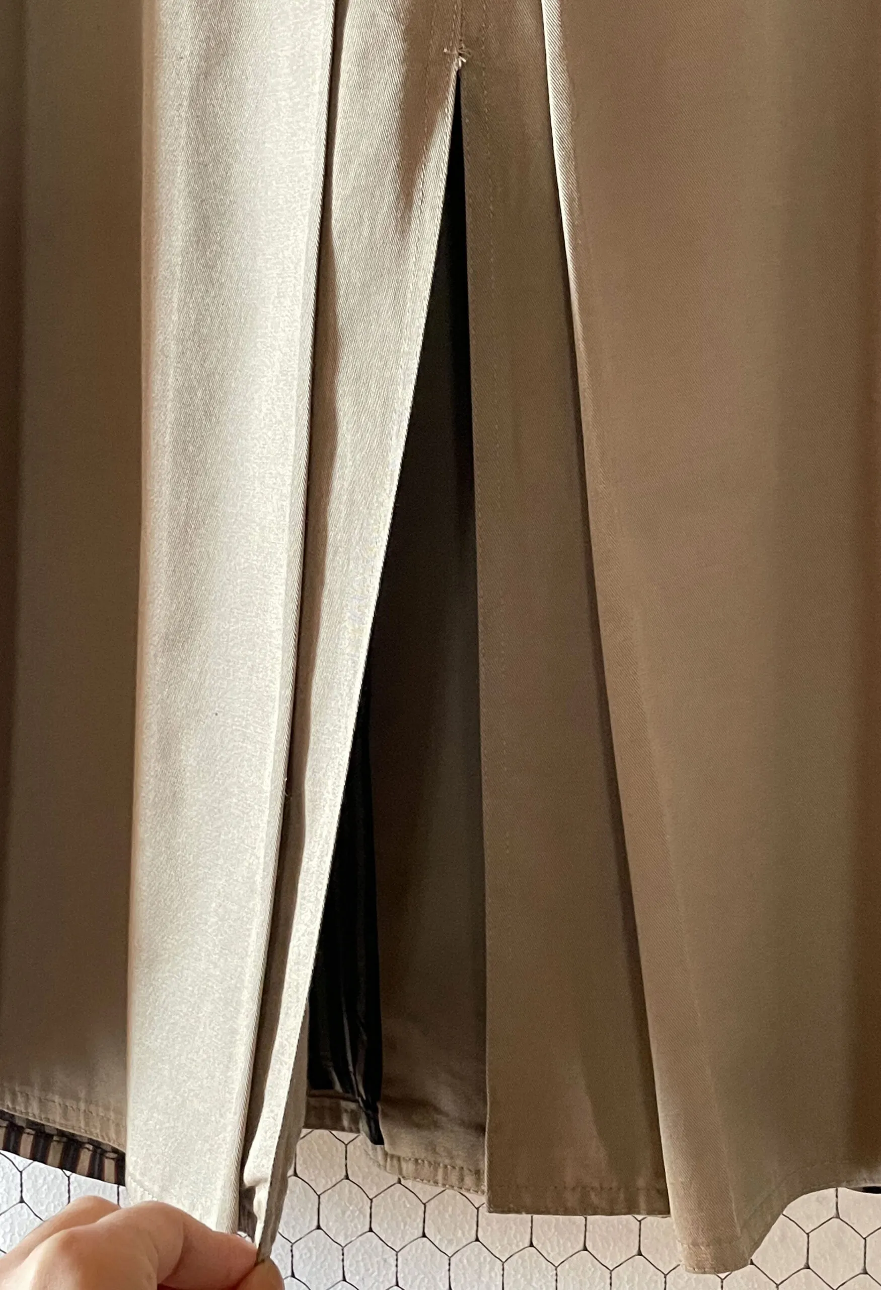 Trench svasato beige second hand Persona by MaxMara